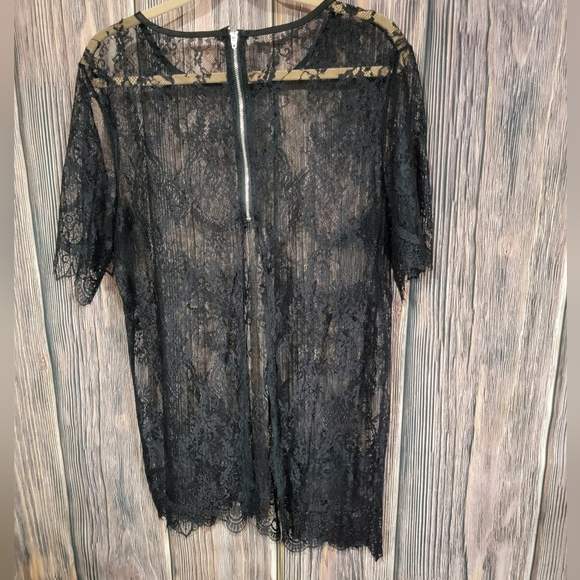 SOFT Black Lace Blouse Size 1x - Picture 3 of 5